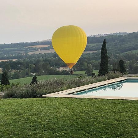 B&B La Mirande De Saint-Clar Exteriör bild