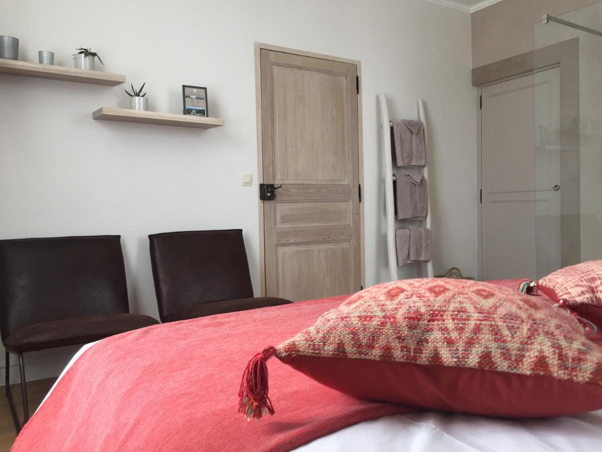 B&B La Mirande De Saint-Clar Exteriör bild