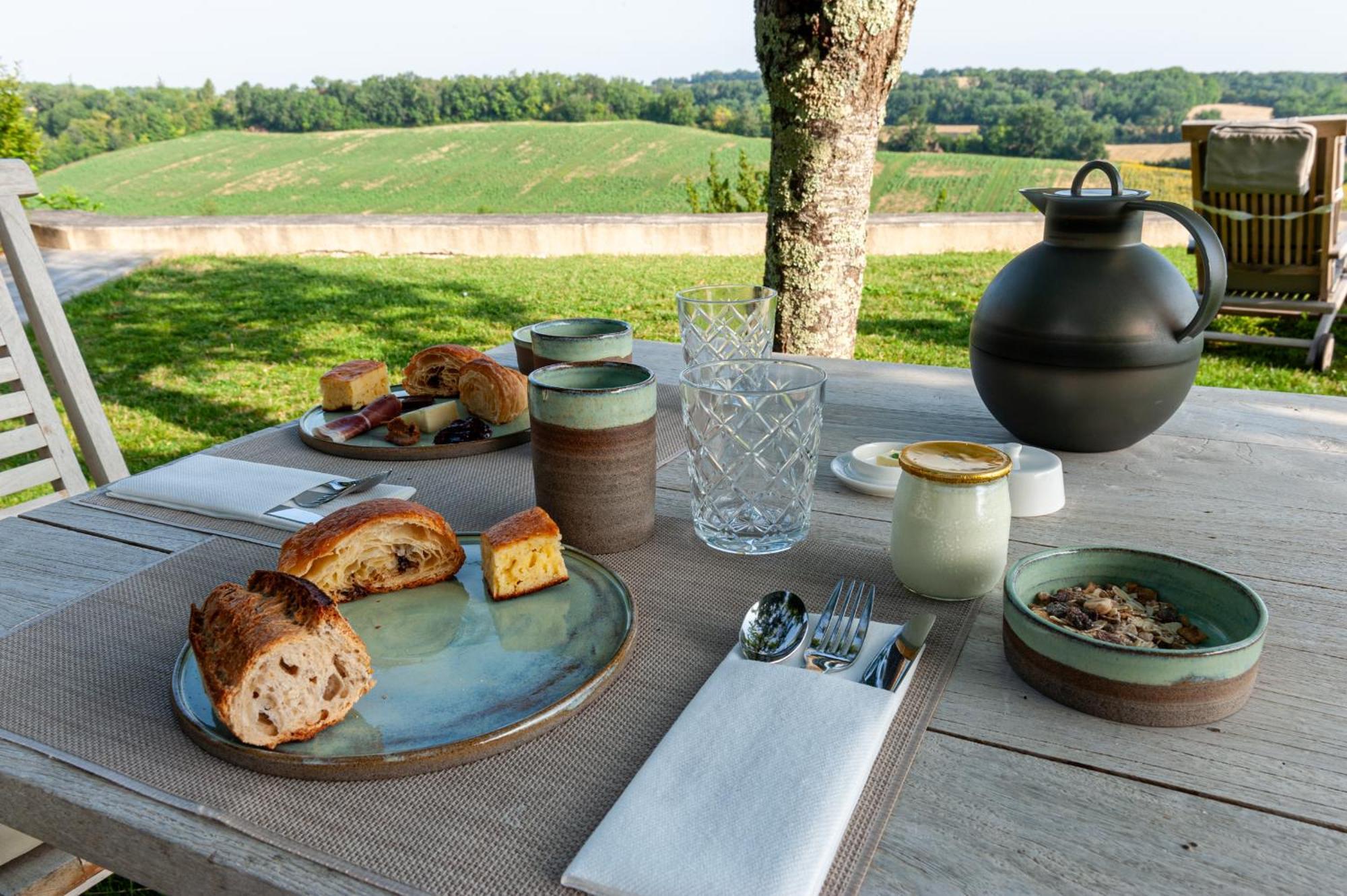 B&B La Mirande De Saint-Clar Exteriör bild