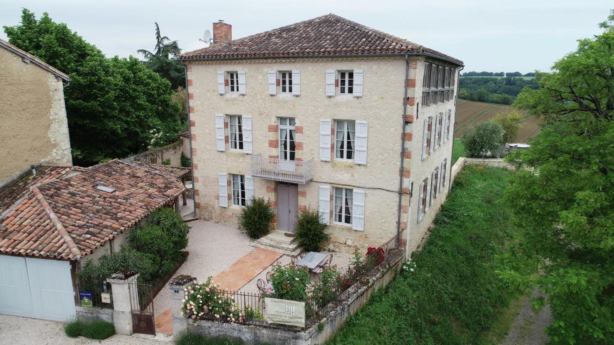 B&B La Mirande De Saint-Clar Exteriör bild